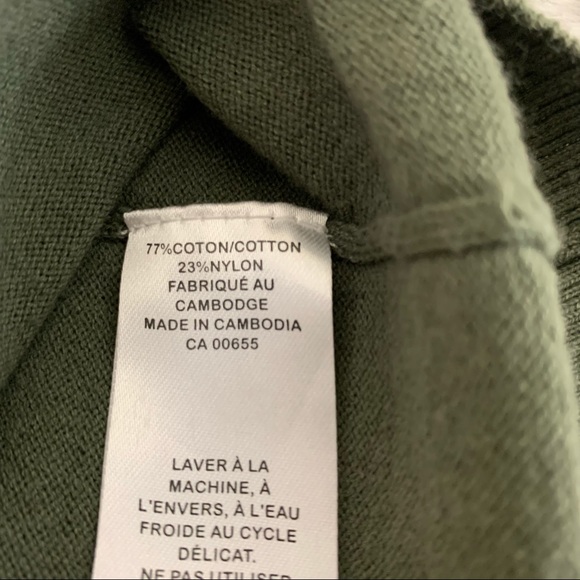 Turtleneck with Button Detailing on cuffs - Picture 6 of 6